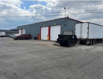 More Photos Of 3000 W 36th St, Chicago Unknown For Lease