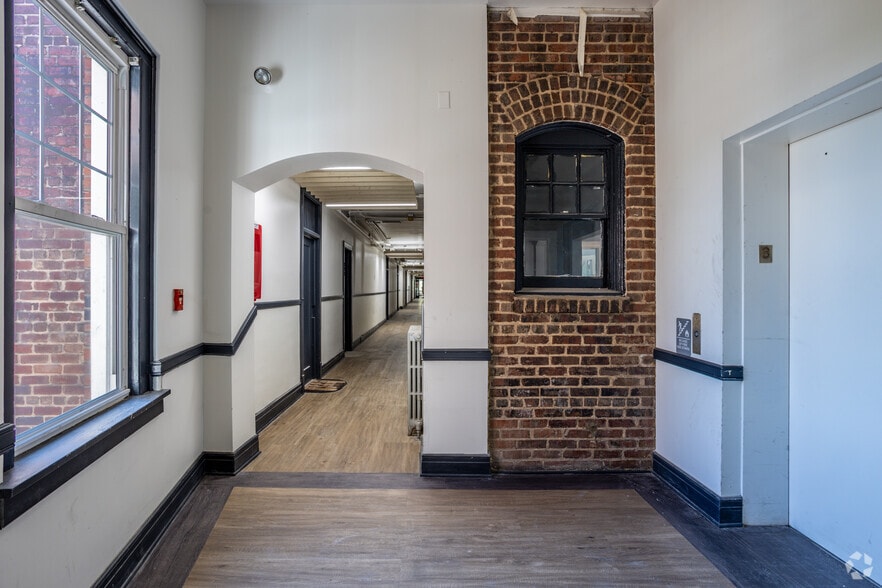 More Photos Of 508 N Tryon St N, Charlotte Apartments For Sale