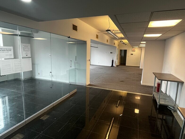 Primary Photo Of 148 Madison St, New York Apartments For Lease