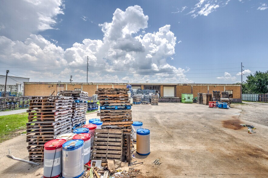 More Photos Of 1219 New Savannah Rd, Augusta Distribution For Sale