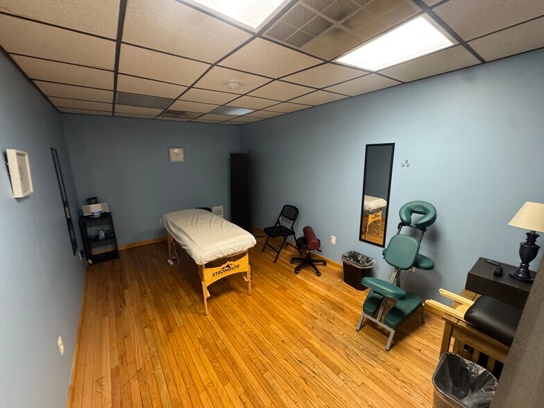 More Photos Of 6702 Bergenline Ave, West New York Storefront Retail Office For Sale