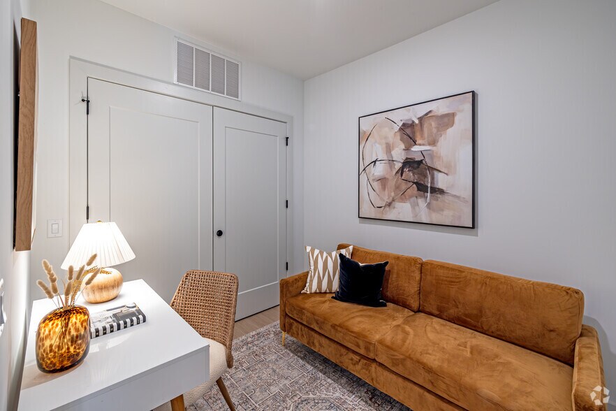 More Photos Of 619 N Maple Ave, Ho-Ho-Kus Apartments For Lease