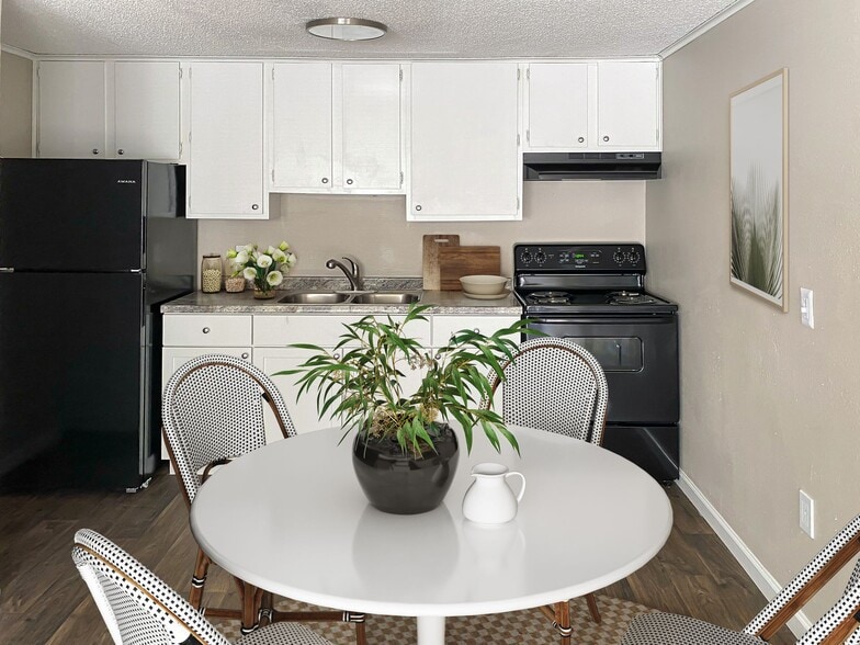 More Photos Of 210 Lanier Dr, Statesboro Apartments For Sale