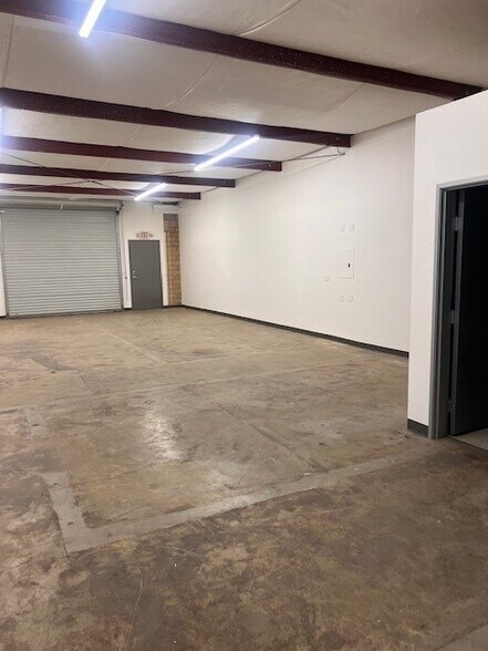 More Photos Of 501 Workman St, Bakersfield Light Distribution For Lease
