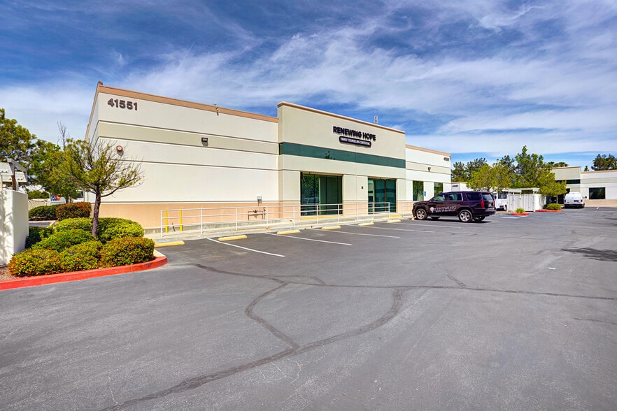 Primary Photo Of 41551 Date St, Murrieta Light Manufacturing For Sale