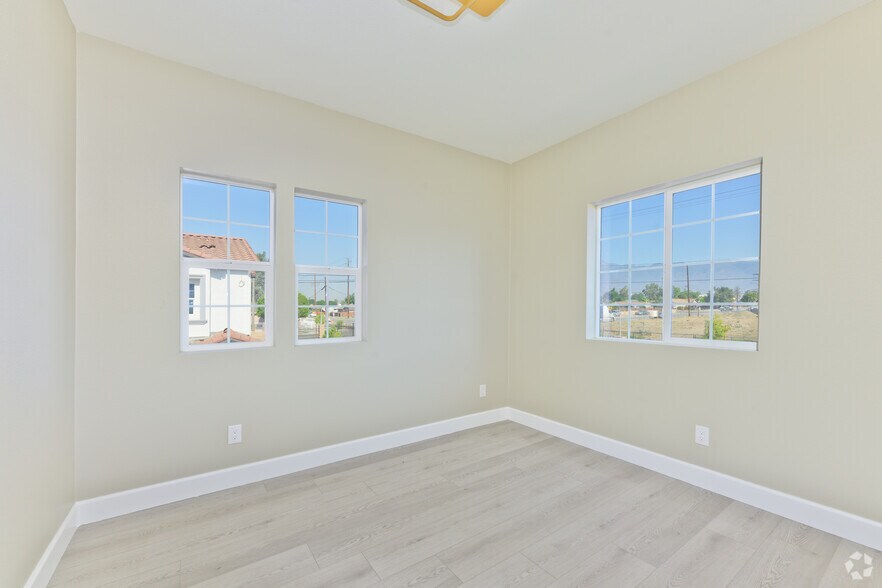 More Photos Of 15909 Merrill Ave, Fontana Apartments For Sale