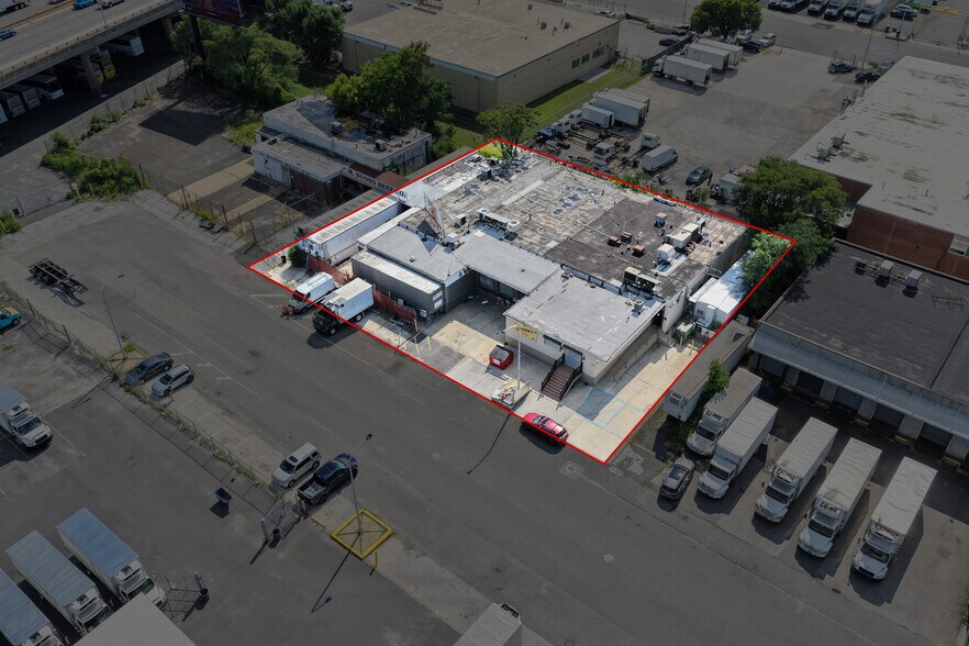 More Photos Of 3632 S 3rd St, Philadelphia Food Processing For Lease