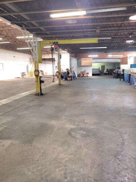 More Photos Of 5049 S 2700 W, Roy Warehouse For Lease