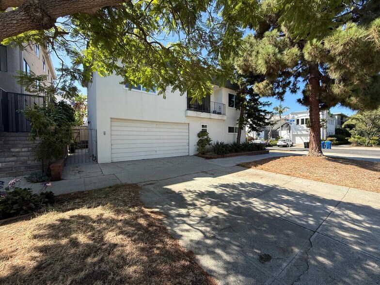 More Photos Of 1101 Euclid St, Santa Monica Apartments For Sale