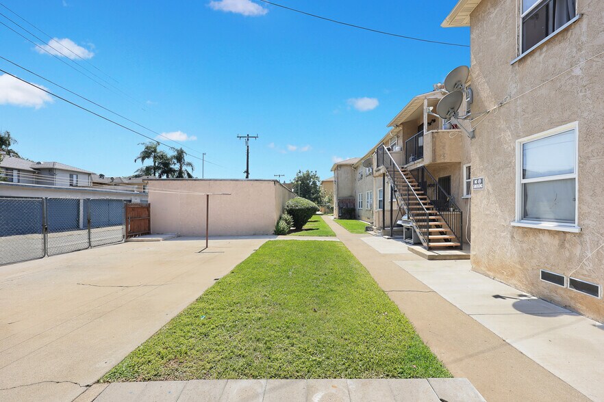 More Photos Of 328 N 2nd St, Montebello Multifamily For Sale