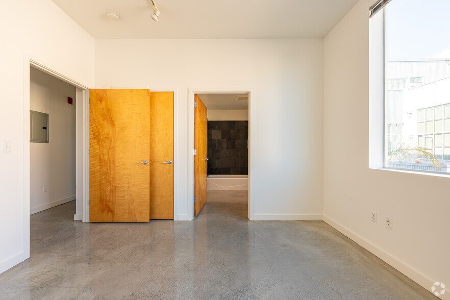 More Photos Of 1168 Folsom St, San Francisco Apartments For Lease