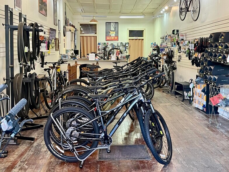 More Photos Of 136 Park Street, Butte General Retail For Sale