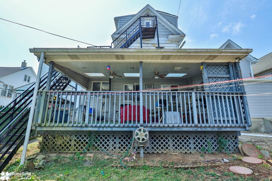 More Photos Of 1337 Washington St, Easton Multifamily For Sale