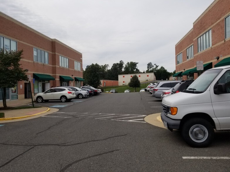More Photos Of 14641 Lee Hwy, Centreville Office For Sale