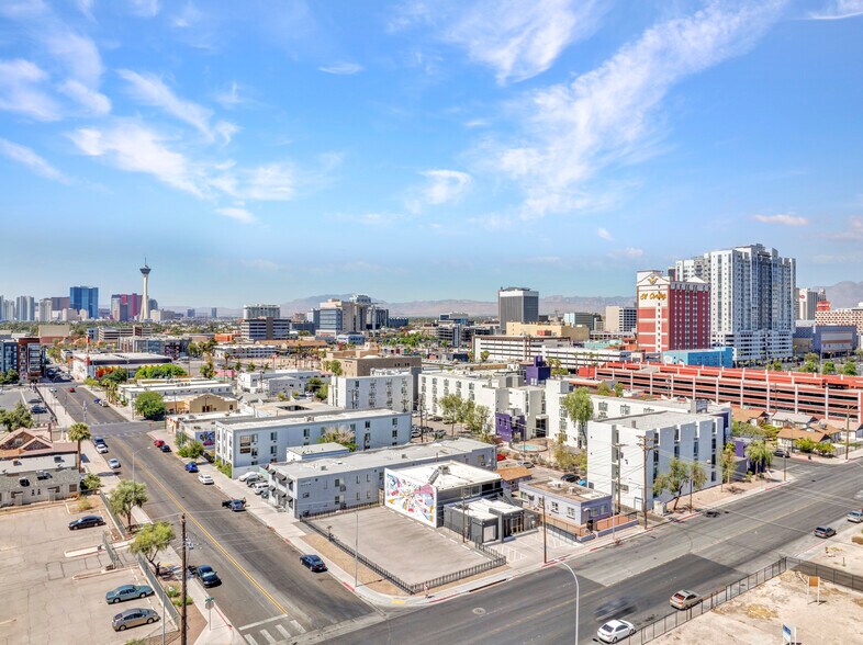 More Photos Of 818 Stewart Ave, Las Vegas Loft Creative Space For Lease