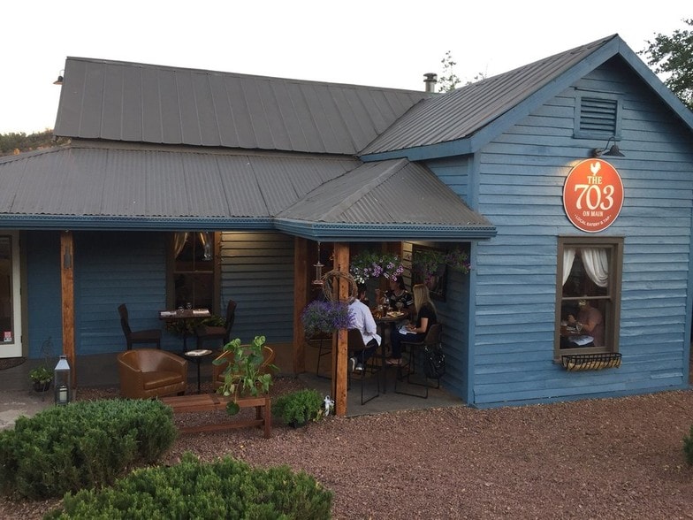 More Photos Of 703 W Main St, Payson Freestanding For Sale