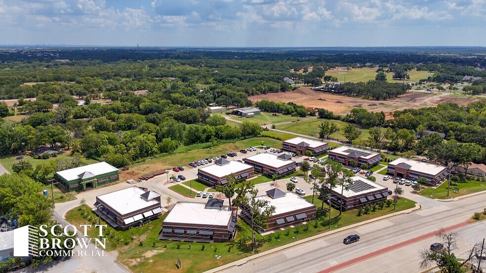 More Photos Of 2411-2421 Fort Worth Dr, Denton Medical For Lease