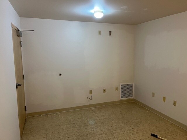 More Photos Of 824 E Broad St, Elyria Coworking Space