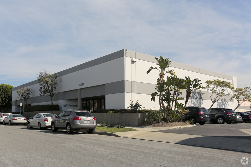 Primary Photo Of 13564 Larwin Cir, Santa Fe Springs Manufacturing For Lease