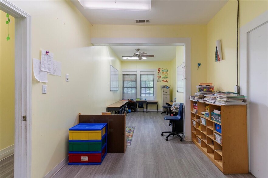 More Photos Of 2365 County Line Rd, Atlanta Daycare Center For Sale