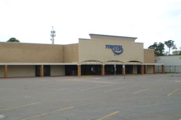 More Photos Of 2363 Pass Rd, Biloxi Freestanding For Lease