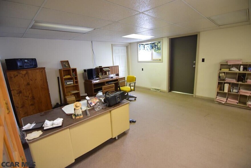 More Photos Of 518 Water St, Orbisonia Storefront For Sale