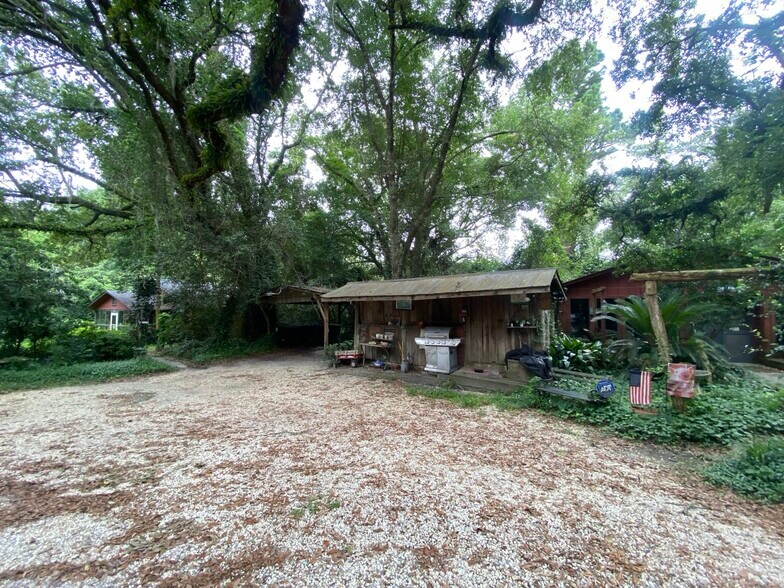 More Photos Of 306 E Doty Ave, Summerville Land For Sale