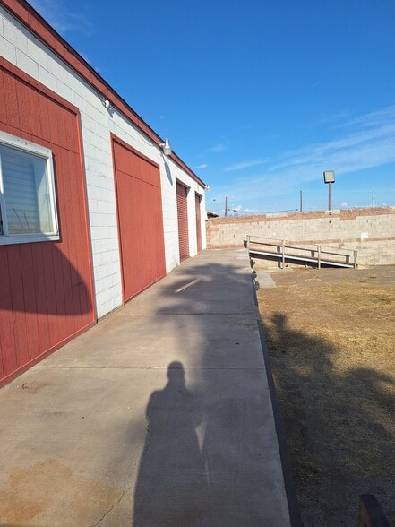 Primary Photo Of 241 Elliott Rd, Henderson Industrial For Lease