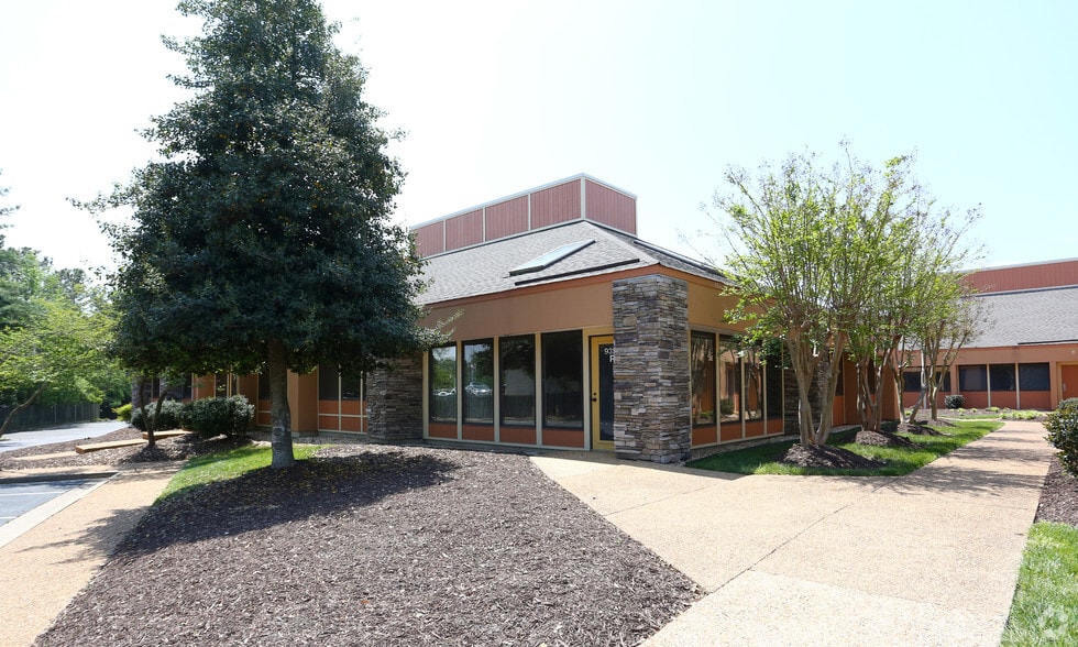 More Photos Of 9323 Midlothian Tpke, Richmond Unknown For Lease