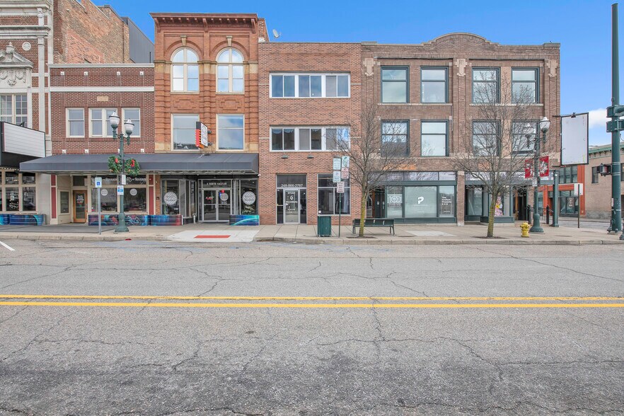 More Photos Of 6 N Saginaw St, Pontiac Storefront Retail Residential For Sale