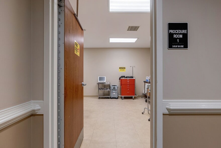 More Photos Of 1500 Langford Dr, Watkinsville Medical For Sale