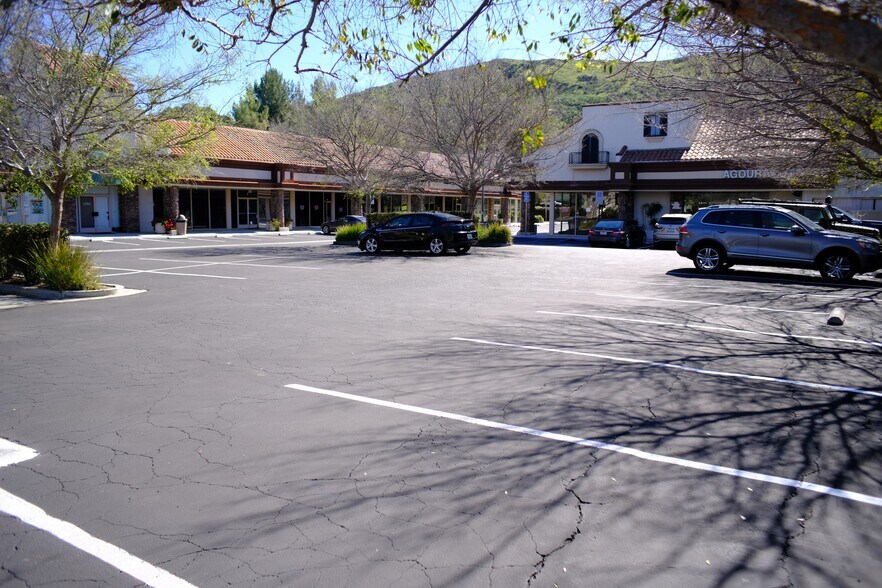 More Photos Of 28700-28716 Roadside Dr, Agoura Hills Unknown For Lease