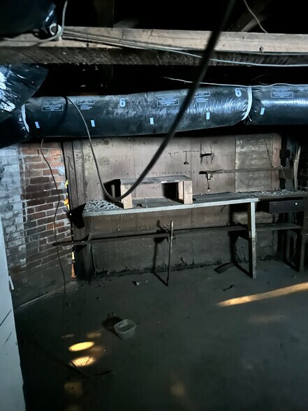 More Photos Of 1831 N C St, Elwood Apartments For Sale