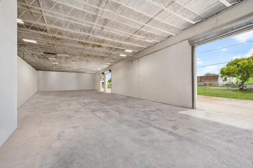 More Photos Of 800 SW 17th Ave, Delray Beach Warehouse For Sale