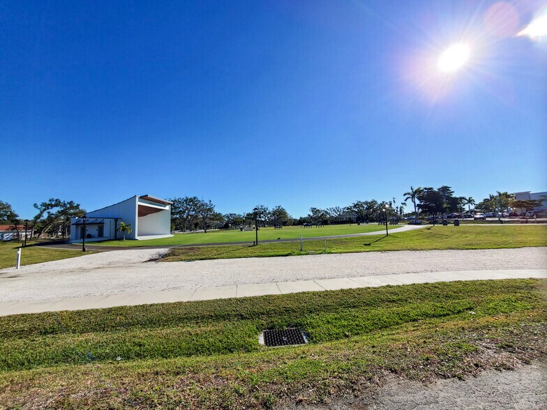 More Photos Of 540-550 Bay Isles Rd, Longboat Key Medical For Lease