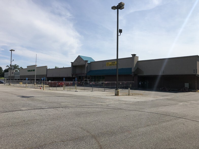 More Photos Of 9105 Hickory Flat Hwy, Woodstock Unknown For Lease