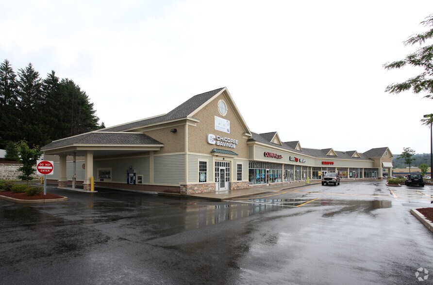 More Photos Of 350-352 Palmer Rd, Ware Unknown For Lease