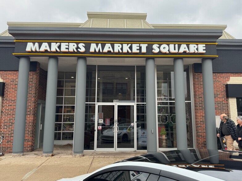 More Photos Of 100 S 1st St, Mount Horeb Office For Lease