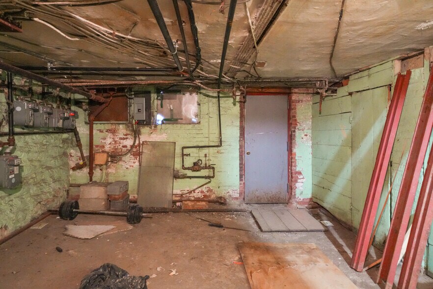 More Photos Of 296 Suydam St, Brooklyn Multifamily For Sale