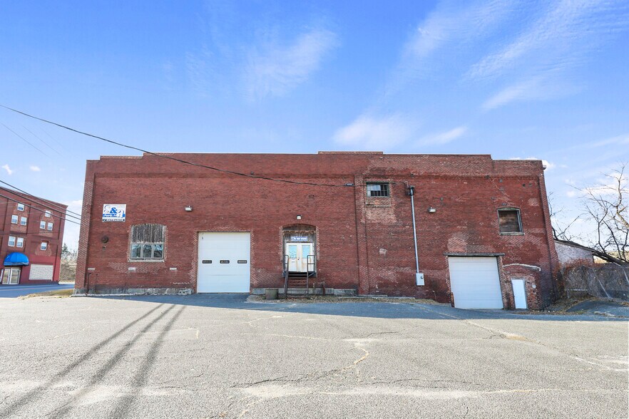 More Photos Of 1311 East St, Pittsfield Warehouse For Sale