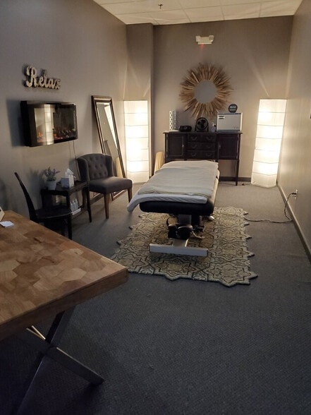 More Photos Of 4312 Republic Ct, Concord Warehouse For Lease