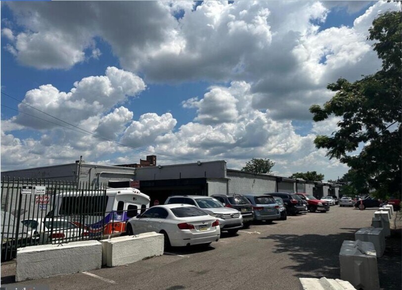 Primary Photo Of 2929-69 B St, Philadelphia Warehouse For Sale