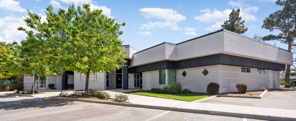 More Photos Of 1408 Commercial Way, Bakersfield Medical For Lease