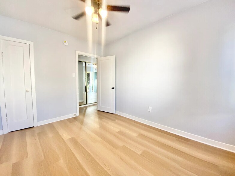 More Photos Of 5724-5726 La Mirada Ave, Los Angeles Apartments For Sale