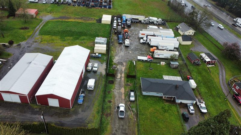 Primary Photo Of 711 NE 189th St, Ridgefield Distribution For Sale