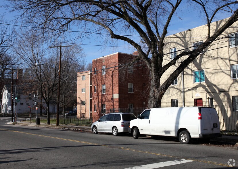 More Photos Of 104 Atlantic St SE, Washington Apartments For Sale