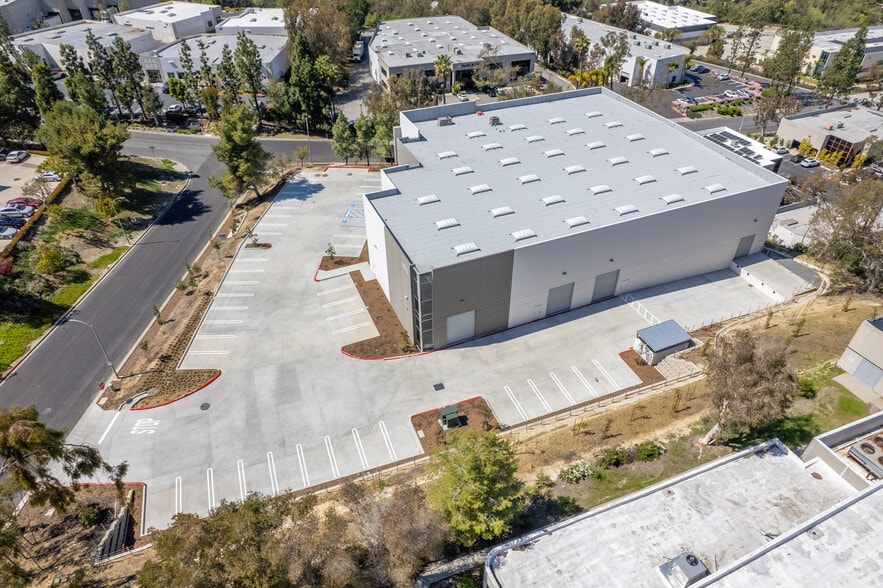 More Photos Of 2515 Birch St, Vista Warehouse For Lease