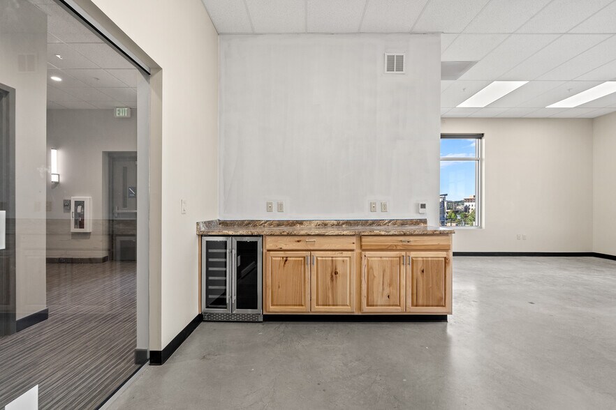 More Photos Of 3855 Ambrosia St, Castle Rock Office For Lease