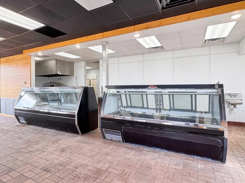 More Photos Of 1201 Craig Ave, Tracy Freestanding For Sale