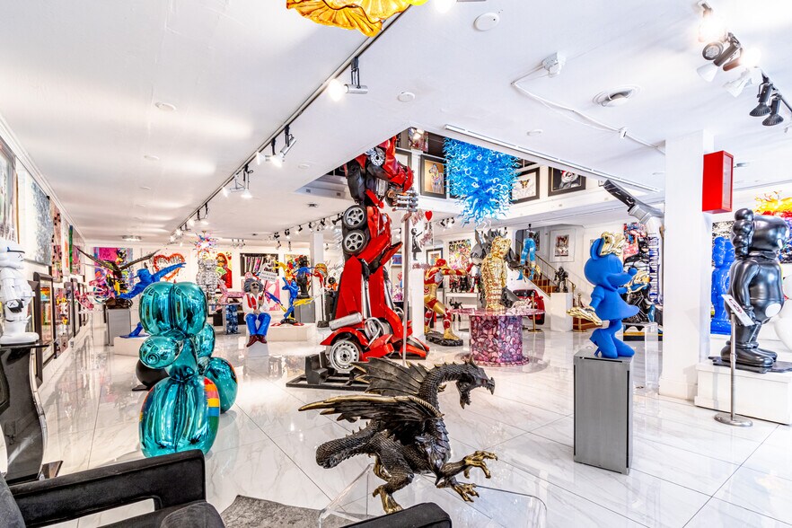 More Photos Of 434-438 Grant Ave, San Francisco Storefront For Lease